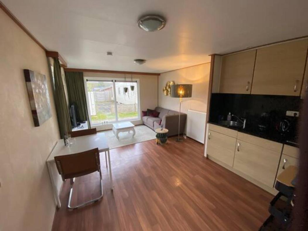 Вилла Gezellige Chalet In Bosrijke Omgeving Anloo Экстерьер фото